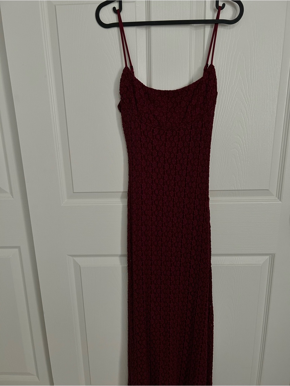 Astr Burgundy Spaghetti-Strap Maxi Dress